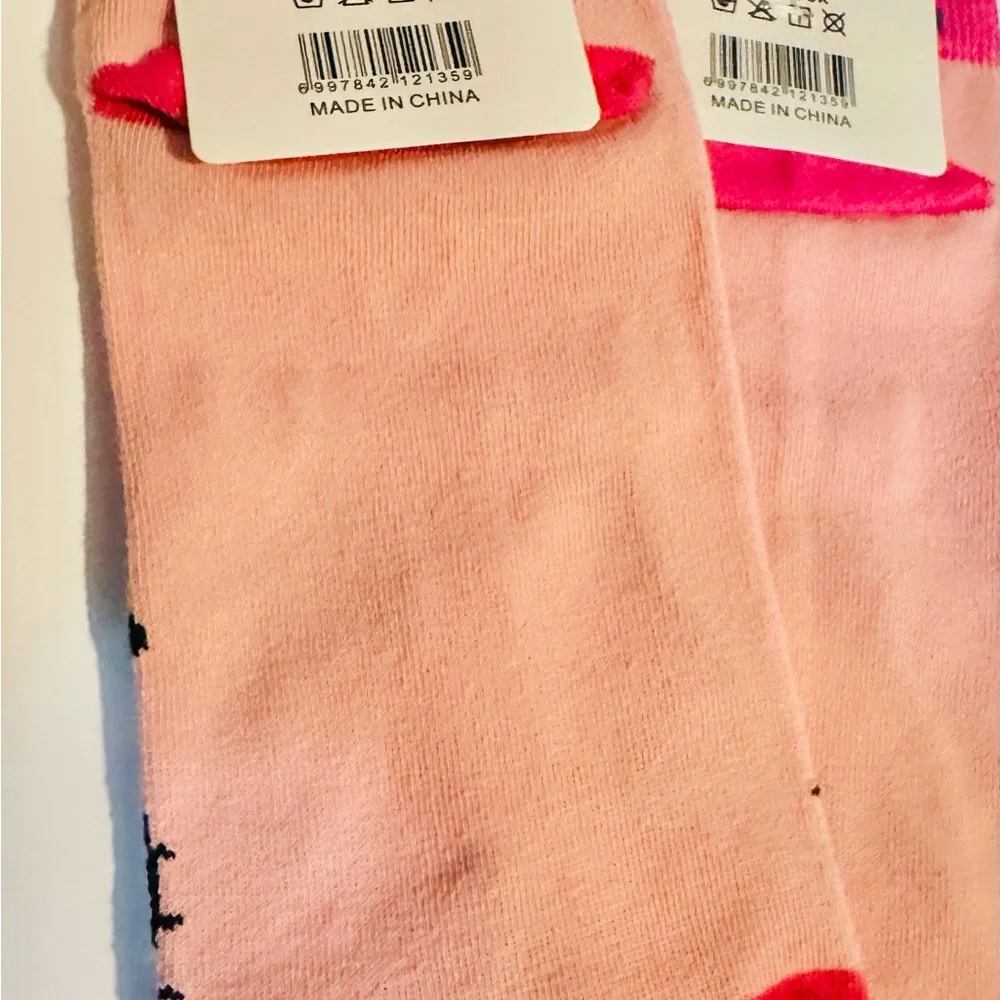 HK Socks 2 pairs - Picture 2 of 2